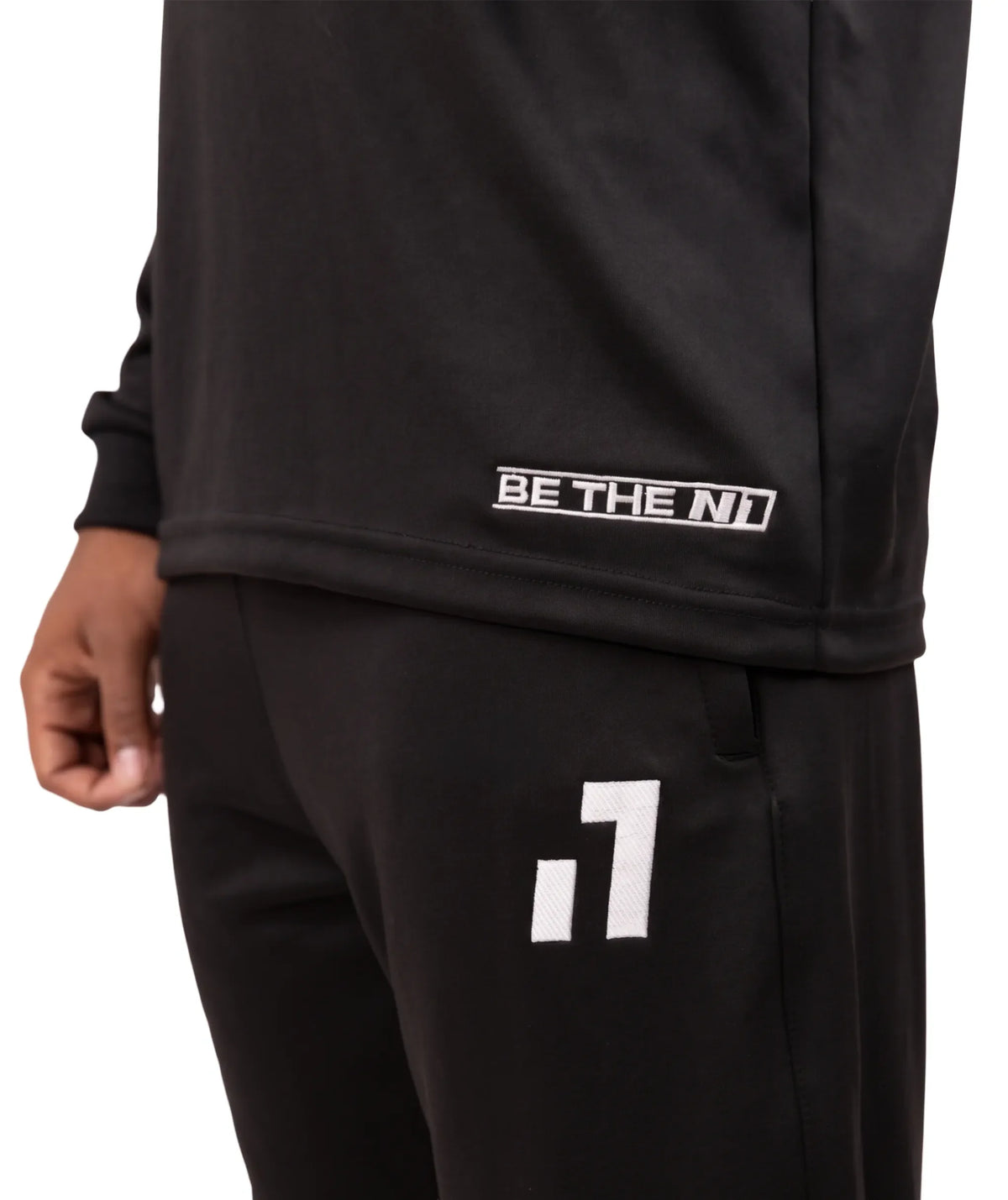 Training Sweatshirt Black#Color_Black