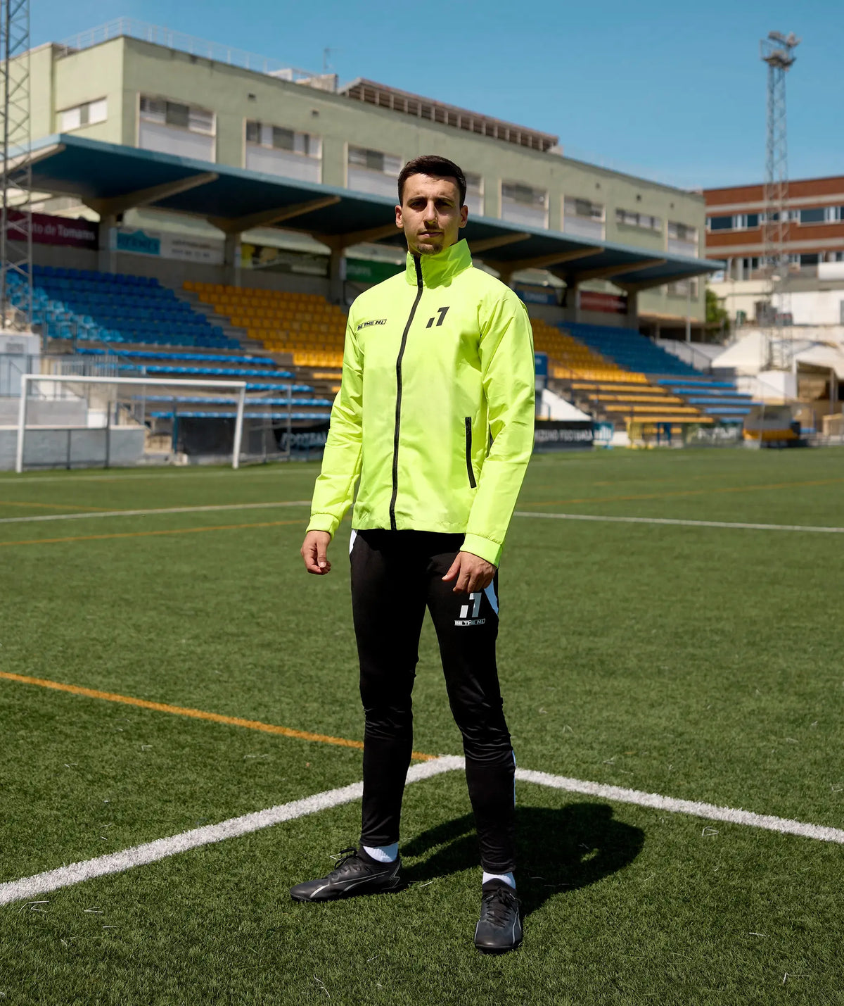Rain Jacket Neon#Color_Neon